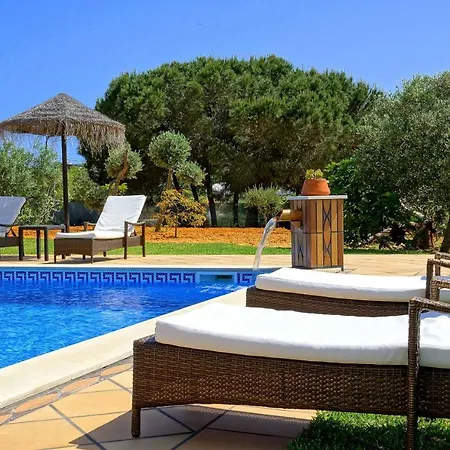 Monte De Madrinha 빌라 *