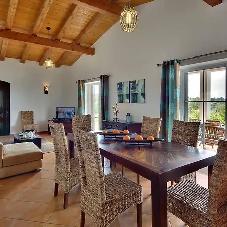 Monte De Madrinha * 알부페이라