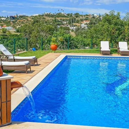 Villa Monte De Madrinha