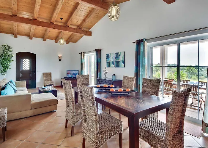 Monte De Madrinha Villa *