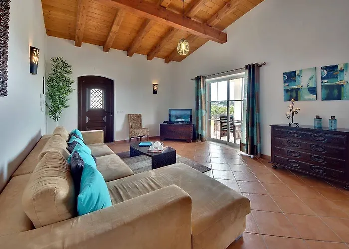 Villa Monte De Madrinha *